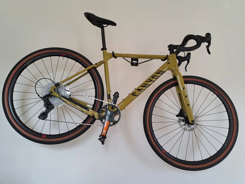 Zánovní gravel Canyon Grizl 8 1by EKAR 