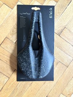 Sedlo Fizik Tempo Argo R3 Les Classiques