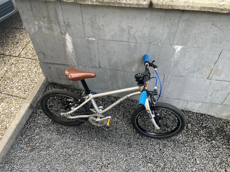 Early rider 