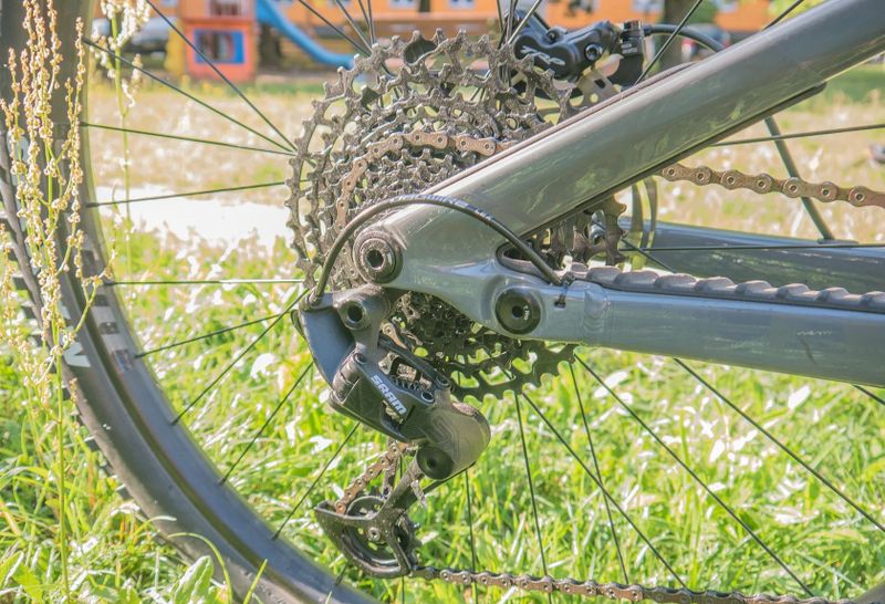 2024 ZÁNOVNÍ GT SENSOR CARBON ELITE V ZÁRUCE