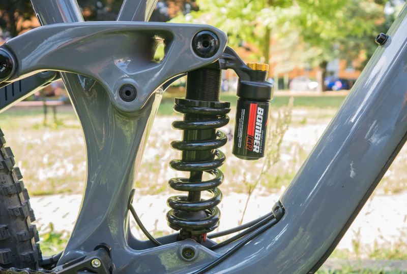 2024 ZÁNOVNÍ GT SENSOR CARBON ELITE V ZÁRUCE