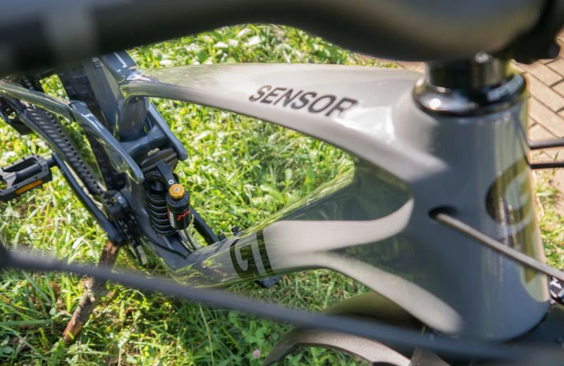2024 ZÁNOVNÍ GT SENSOR CARBON ELITE V ZÁRUCE