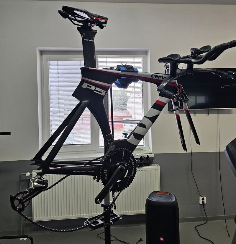 Časovkársky bike Cervelo P5 six, veľ. M/54, sada Sram Red eTap, wattmeter