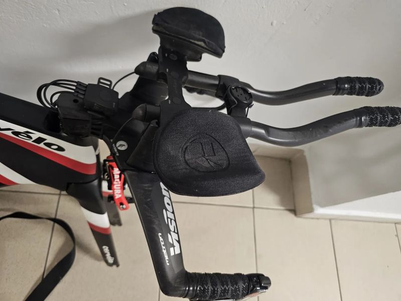 Časovkársky bike Cervelo P5 six, veľ. M/54, sada Sram Red eTap, wattmeter
