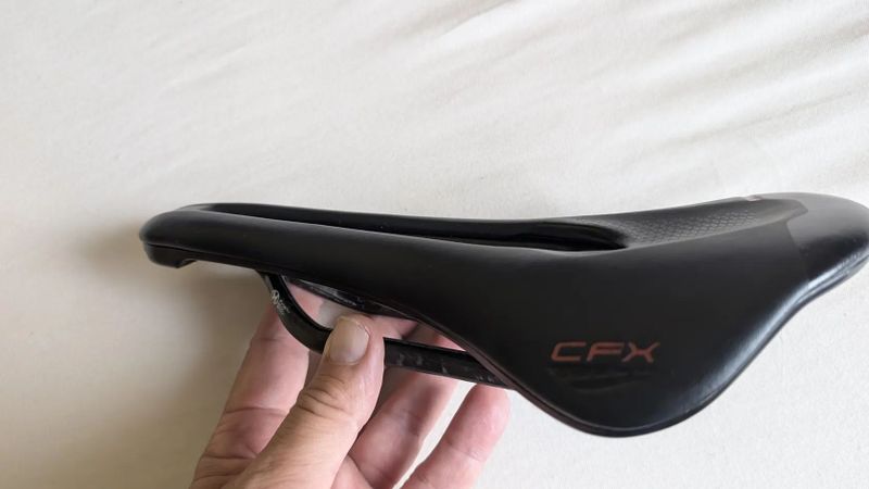 Sedlo Selle San Marco Shortfit2 carbon