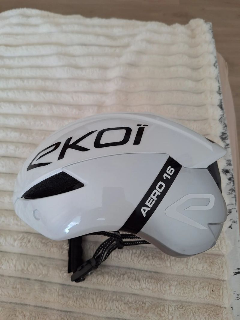 Aero helma Ekoi