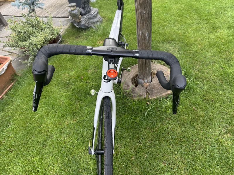 Silniční kolo Cannondale