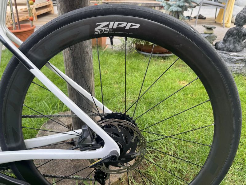 Silniční kolo Cannondale