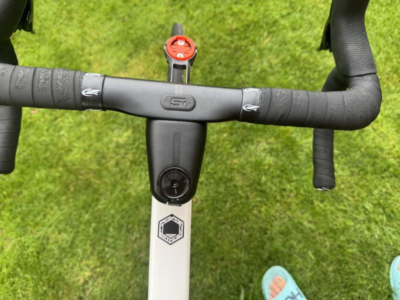Silniční kolo Cannondale