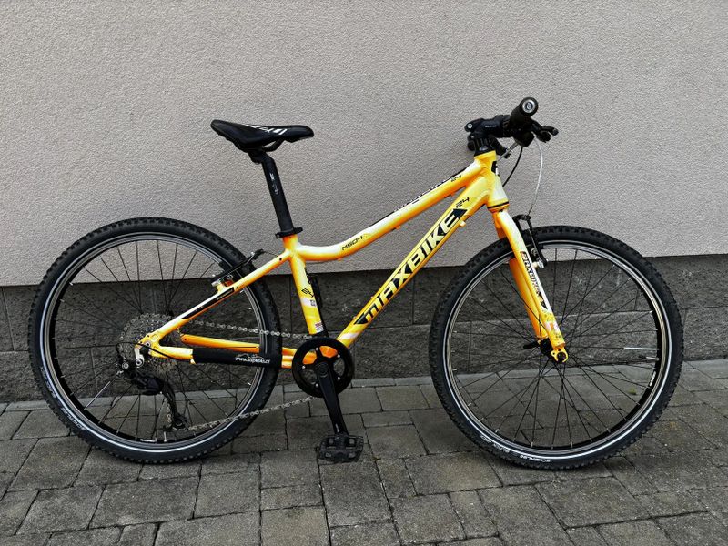 Lehké sportovní kolo