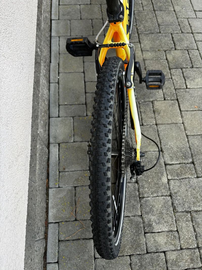 Lehké sportovní kolo