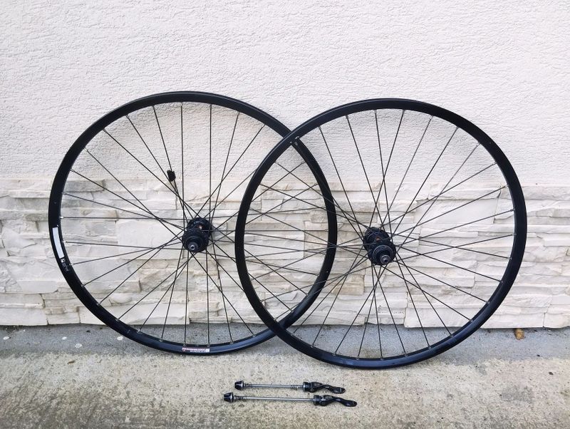 DT Swiss XR 400 + DT Swiss 370