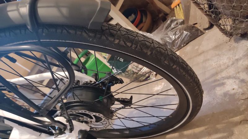 Leader Fox LOTUS DÁMSKÝ 26" 2023