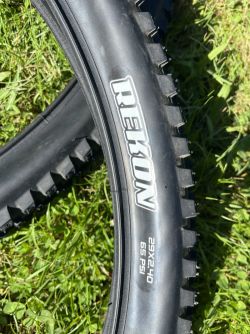 Pláště Maxxis Rekon 29x2.4