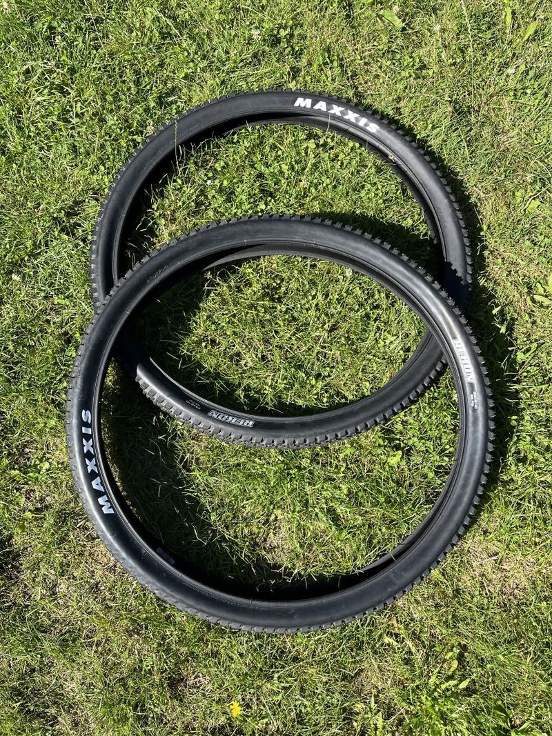 Pláště Maxxis Rekon 29x2.4