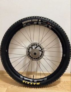 karbon E13 LG1 Race DH