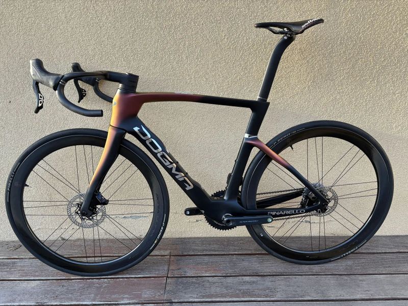 Pinarello Dogma F - 2025 / Campagnolo WRL