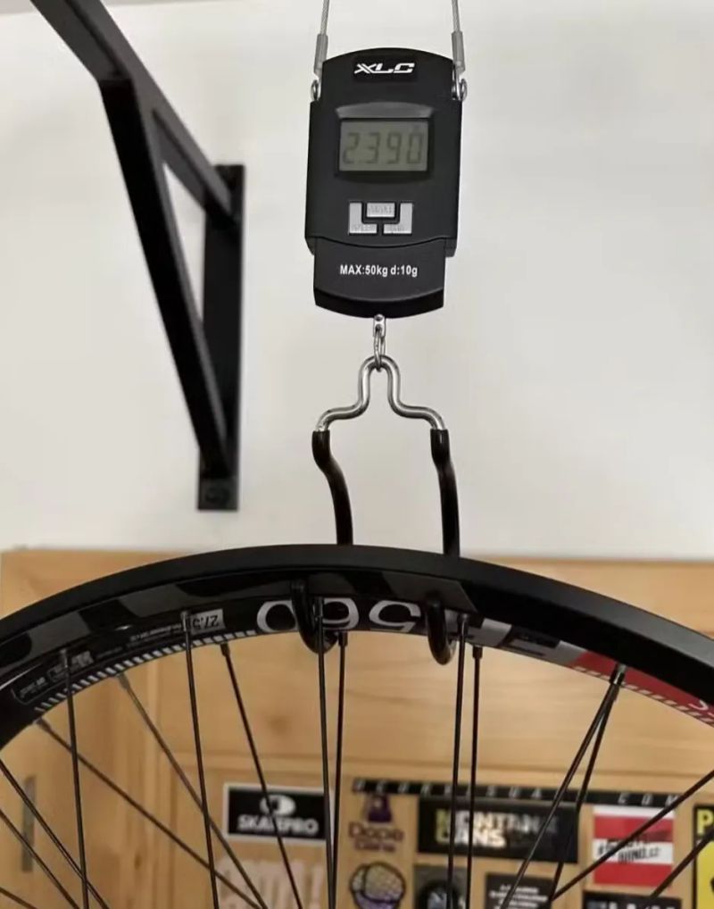 E13/DT Swiss DH wheelset 27,5