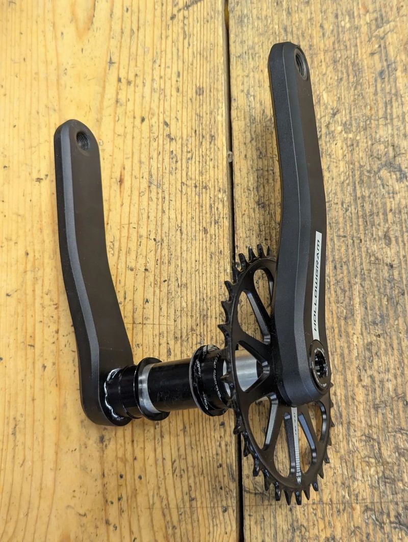 kliky Cannondale Hollowgram 175 mm BB30 MTB, včetně převodníku 34z, osy a podložek