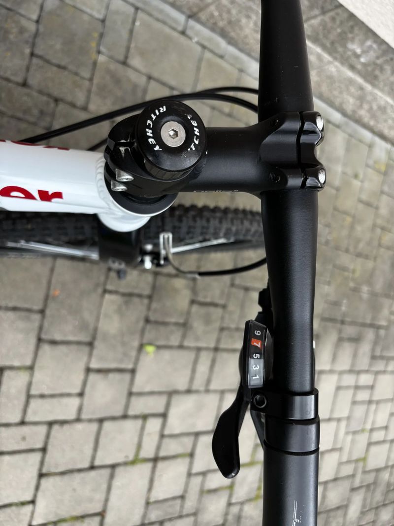 Velice lehké dětské sportovní kolo