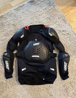 Leatt body Protector 3DF AirFit Hybrid