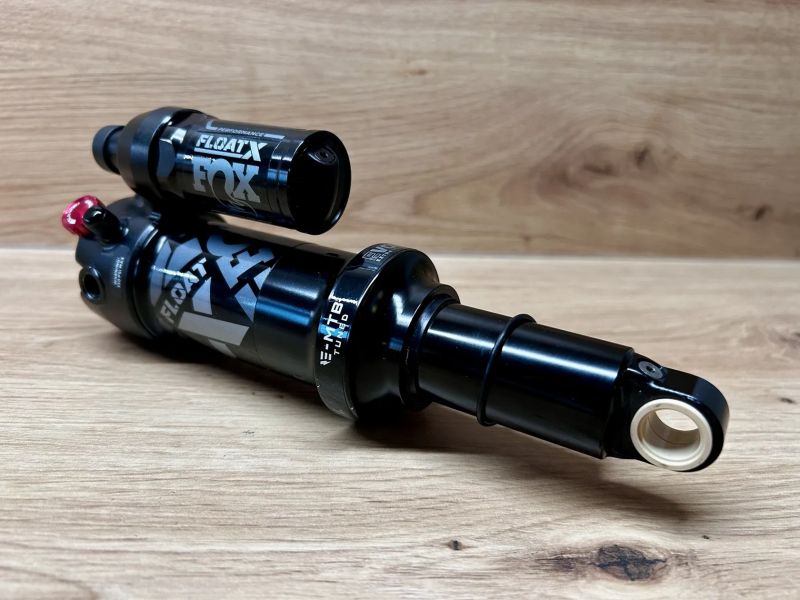 Tlumič Fox Float X, 205x65mm Trunnion