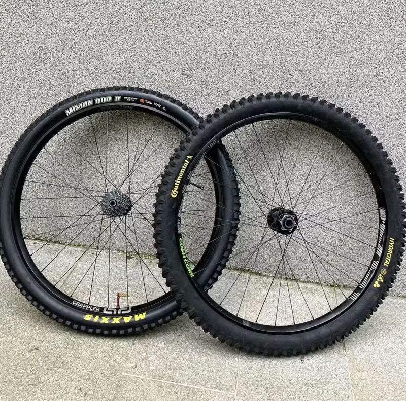 Ethirteen DH 29 wheelset Grappler