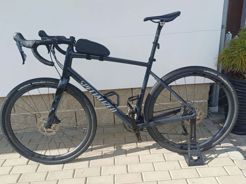 Specialized Diverge Elite E5 karbonová kola