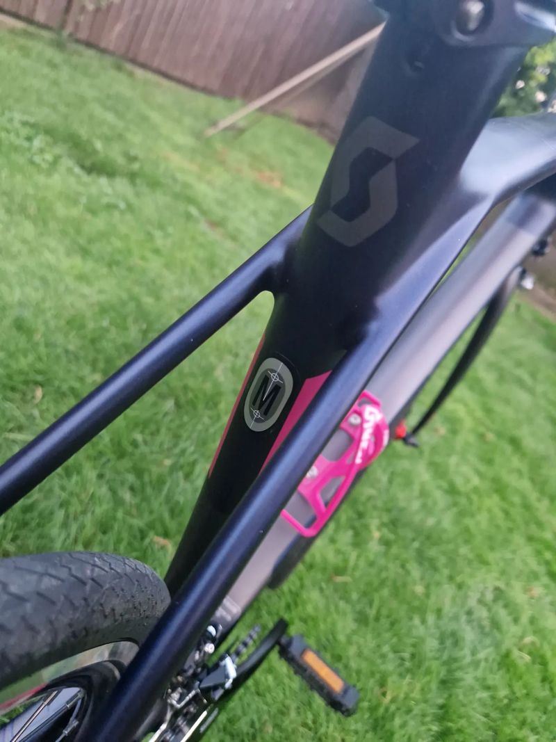 Scott Solace 5 Contessa – dámské fitness silniční kolo – karbon, vel. M (53)