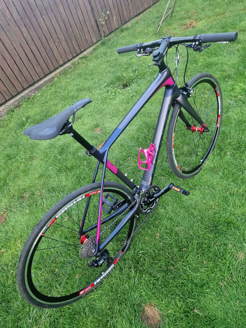Scott Solace 5 Contessa – dámské fitness silniční kolo – karbon, vel. M (53)