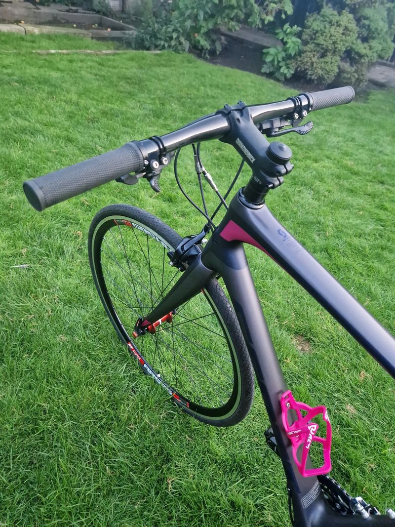 Scott Solace 5 Contessa – dámské fitness silniční kolo – karbon, vel. M (53)