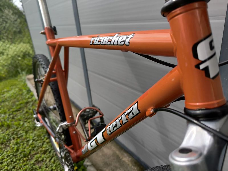 GT Ricochet 1994 STX SE původní stav