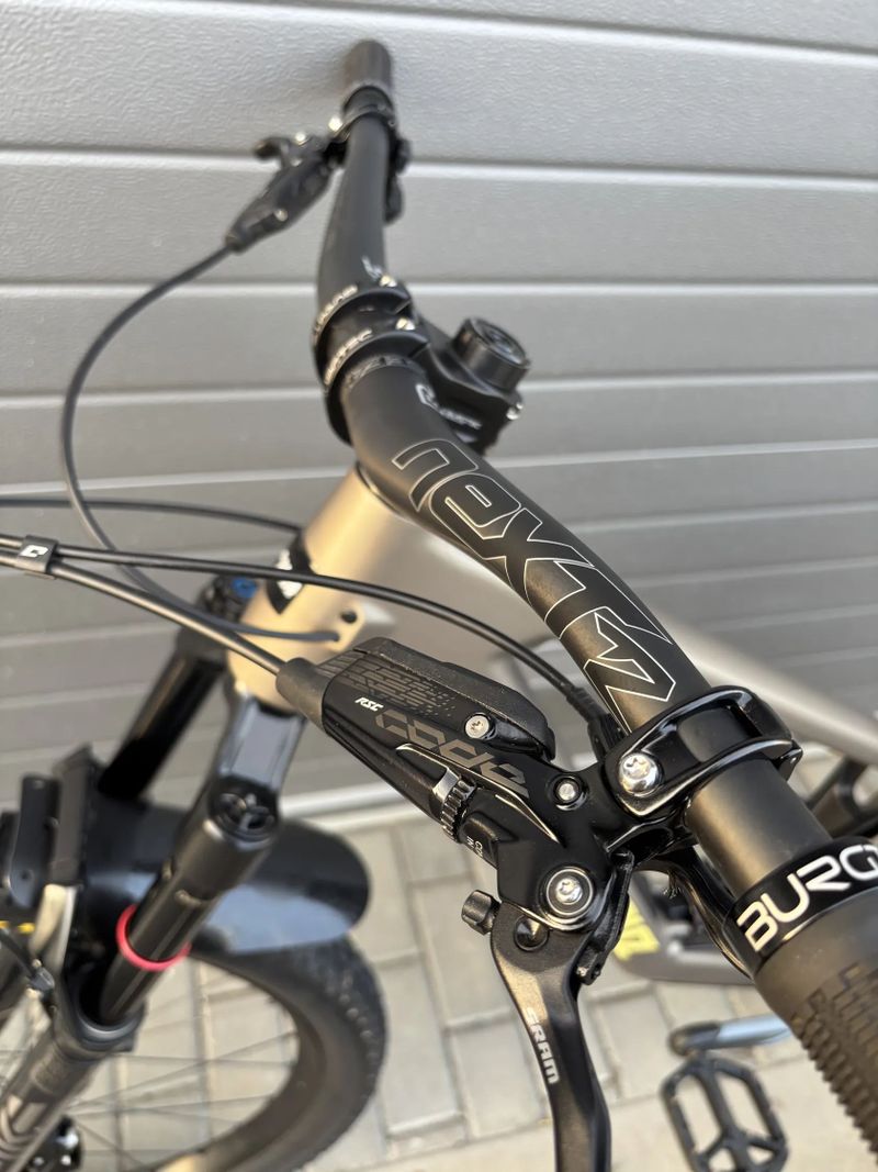 Santa Cruz 5010 v5 L