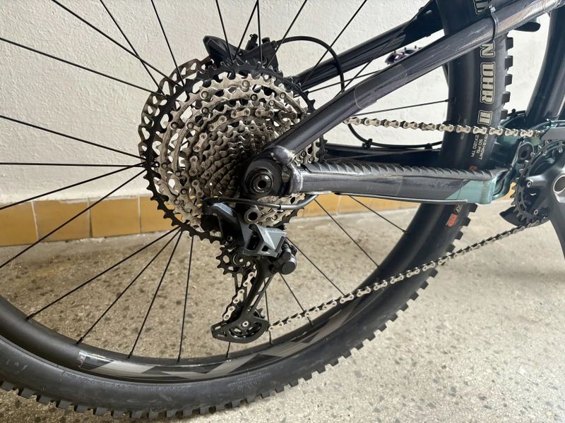 Prodám rok staré enduro kolo Giant Reign 1 kupované 8/2024
