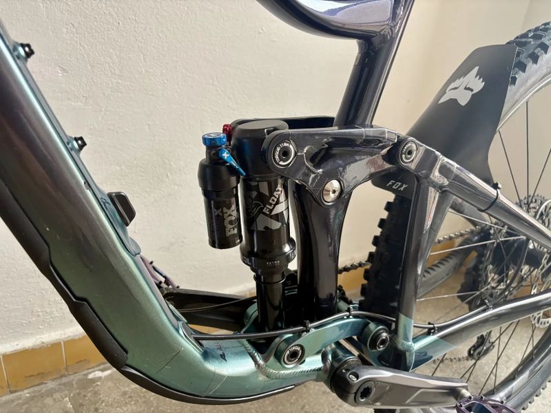 Prodám rok staré enduro kolo Giant Reign 1 kupované 8/2024
