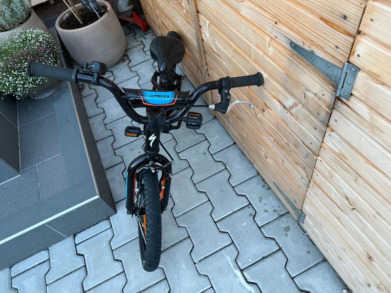 Dětské kolo Specialized Hotrock 16"- pro děti ve věku 4 -7 let