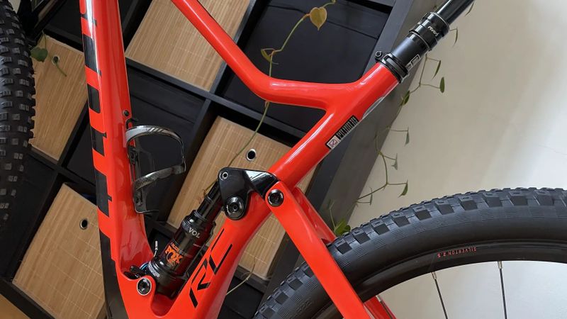 Scott Spark RC 900 Team / fullcarbon / vel.L / Sram GX Eagle 1x12 / teleskop