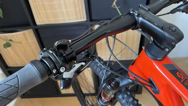 Scott Spark RC 900 Team / fullcarbon / vel.L / Sram GX Eagle 1x12 / teleskop