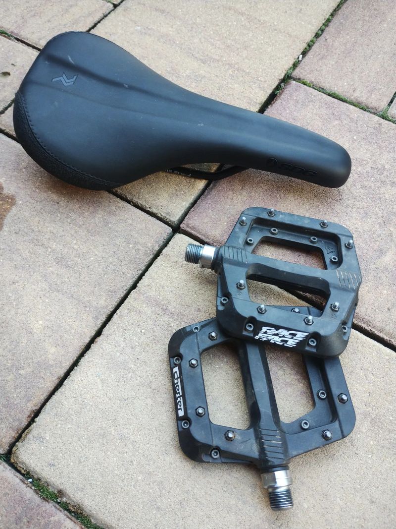 Radon Cragger,vel 18(170-182cm) sram GX, DVO sapphire D1 130mm