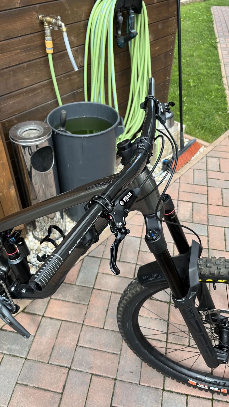 Nové řídítka Bontrager Elite Pro + představec Elite