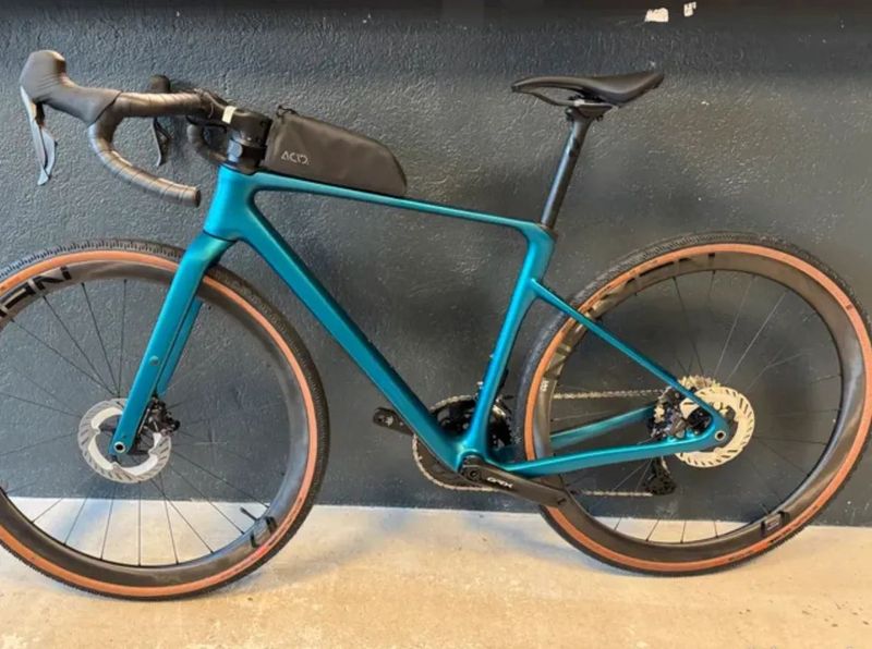 Nuroad C62 Race - 53 S (164-175cm)