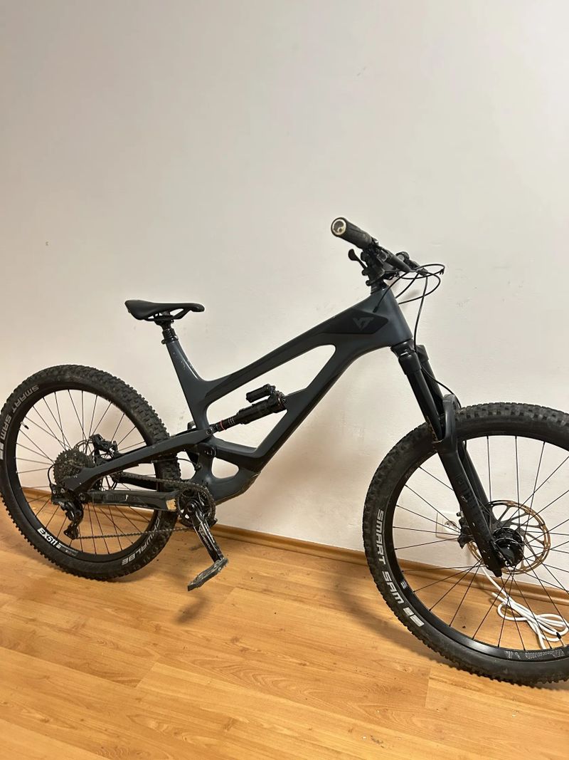 Yt capra cf pro