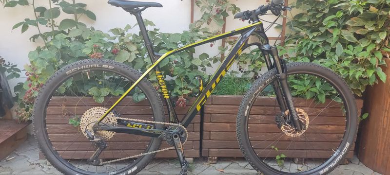 Karbonové kolo Ghost Lector vel XL
