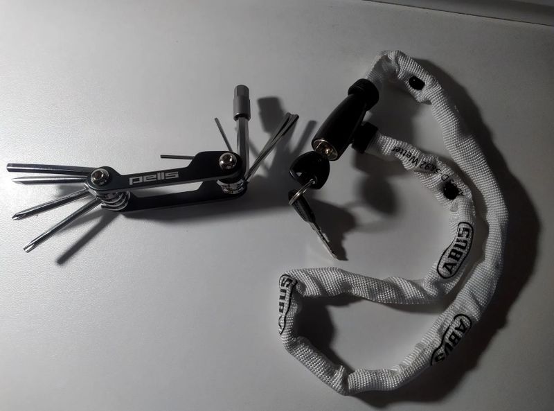 Fixed gear kolo ve skvělém stavu, flip-flop náboj +příslušenství. Ostrava-Poruba