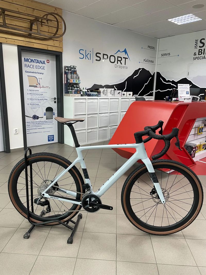Scott Addict Gravel 20 velikost M - plná záruka 