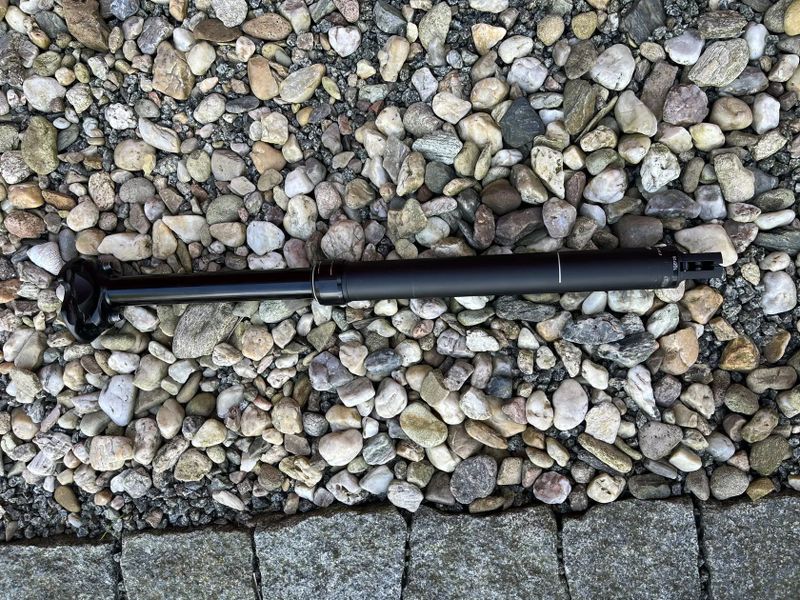 Giant Contact Switch SL – 150 mm– NEFUNKČNÍ, na repas