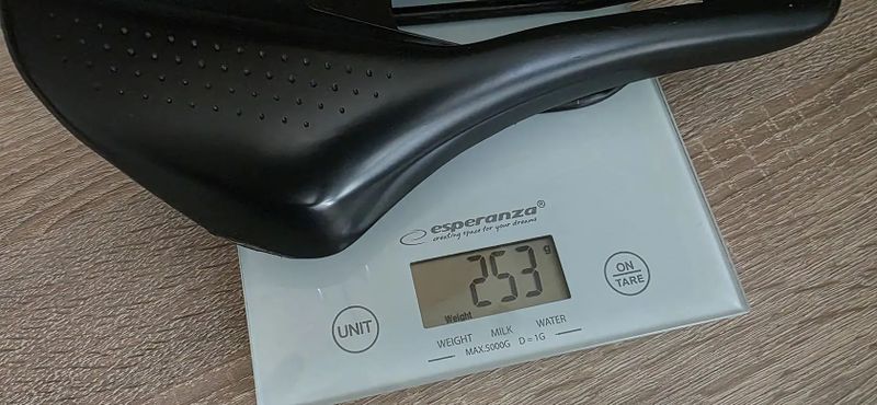 Sedlo Fízik 150 mm