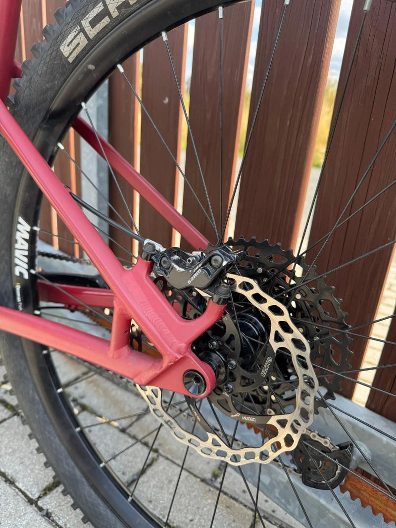 Trailový hardtail Canyon stoic 3