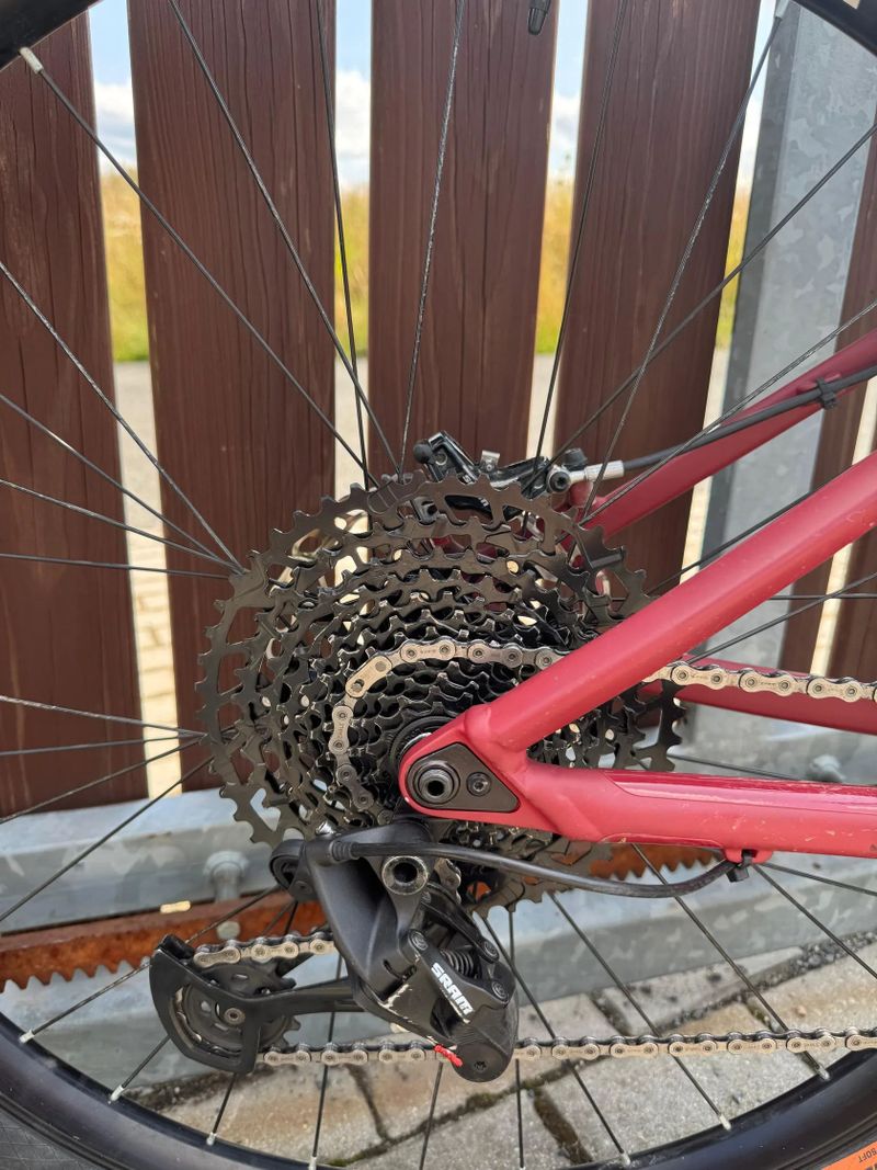 Trailový hardtail Canyon stoic 3