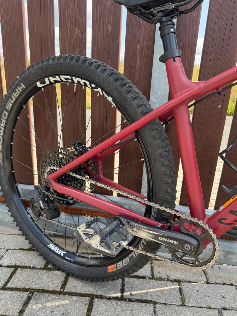 Trailový hardtail Canyon stoic 3
